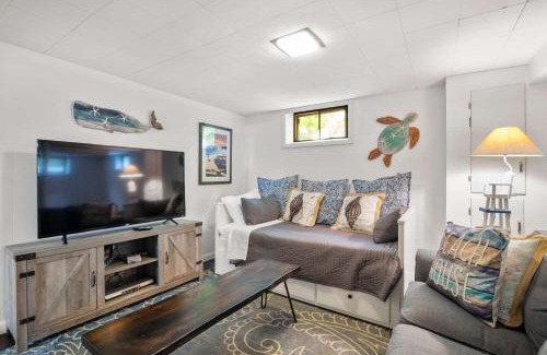 South Chatham House | Game Room Walk to Nantucket Sound