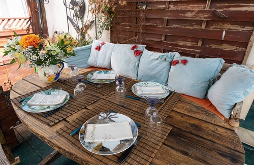 Ganges Apartment | Ganges - Appt climatisé avec jacuzzi