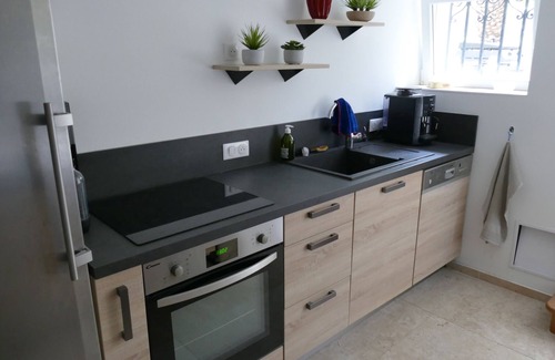 Perigueux Apartment | Garden apartment with private pool