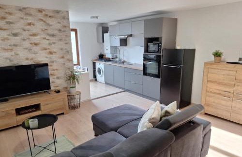 Roundnice nad Labem Apartment | Garden House