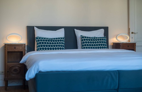 Zurenborg Bed & Breakfast | Garden of Eden