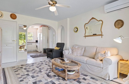 Las Lagunas Apartment | Garden Pool apt in Mijas by Costarentals - Ref 209