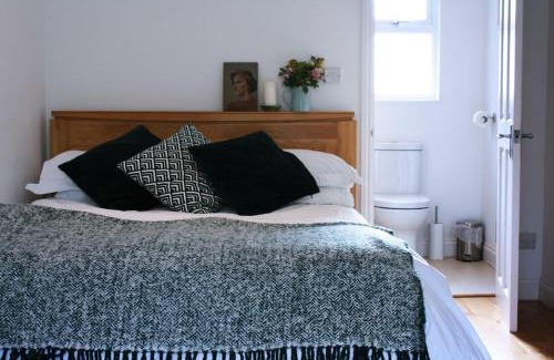 Bradford-on-Avon Apartment | Garden studio in Bradford on Avon