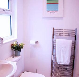 Bradford-on-Avon Apartment | Garden studio in Bradford on Avon