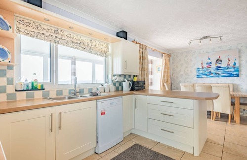 Mynytho Cottage | GARNA, pet friendly, character holiday cottage in Llanbedrog