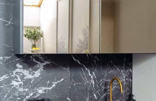 Piasek Południe Apartment | Garret Apartment in the Old Town centre