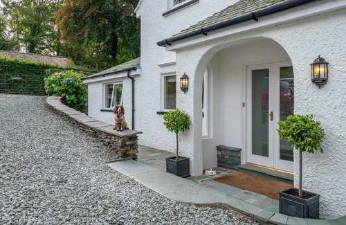 Windermere House | Garth Cottage - Spacious house with large a garden