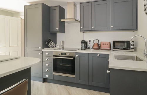 Appleby-in-Westmorland Cottage | GARTH END, pet friendly, with open fire in Appleby-In-Westmorland