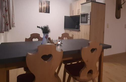 Neukirchen Beim Heiligen Blut Apartment | Gasthof Zum Wirt Ferienwohnung Hohenbogenblick