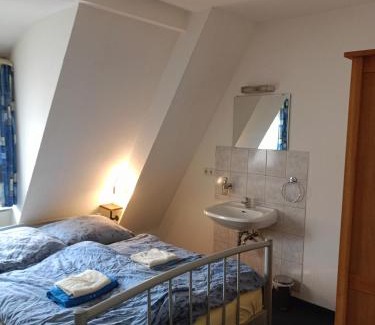 Ulm Bed & Breakfast | Gastehaus Heigeleshof