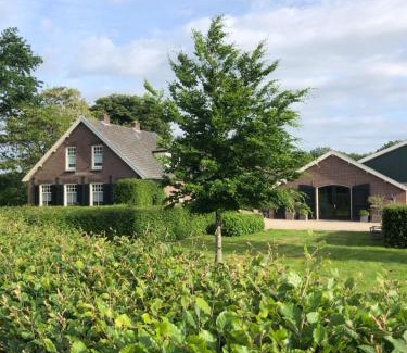 Buren House | Gastenverblijf op de Prins Hendrik Hoeve in Buren