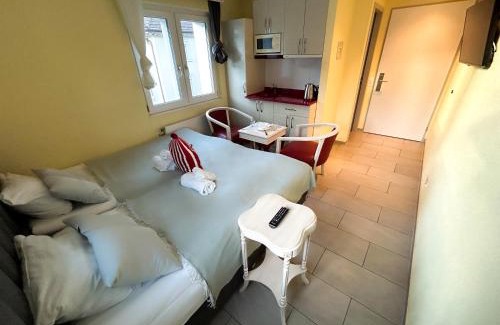 Gewerbeschule House | Gasthaus 210