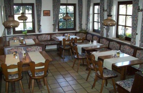 Gladenbach House | Gasthaus Hinterländer Schweiz