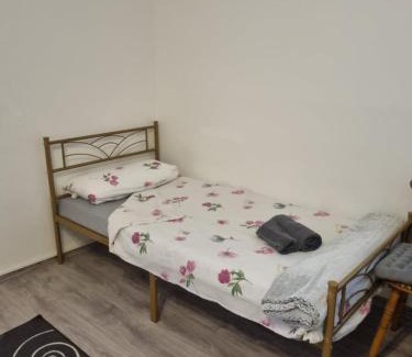 Grossmehring House | Gasthaus Weigl