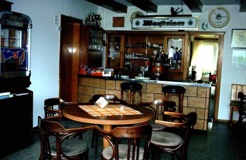 Altenfeld House | Gasthof Haus Hubertus