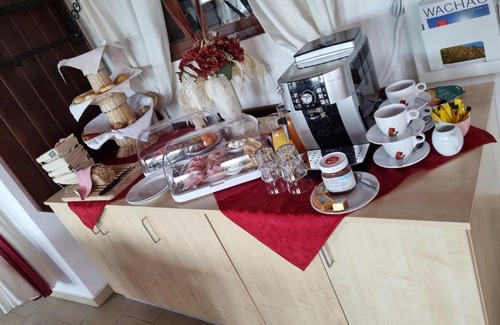 Emmersdorf an der Donau Hotel | Gasthof Weidenauer- Gabi's Café