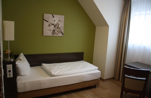 Kleinostheim Hotel | Gasthof Weißes Roß