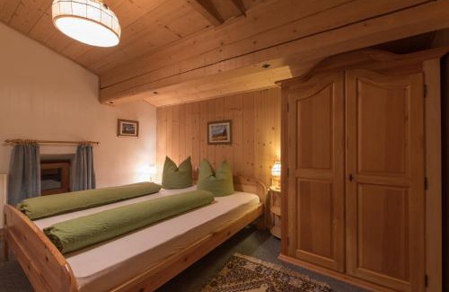 Pettneu am Arlberg Hotel | Gasthof zur Traube