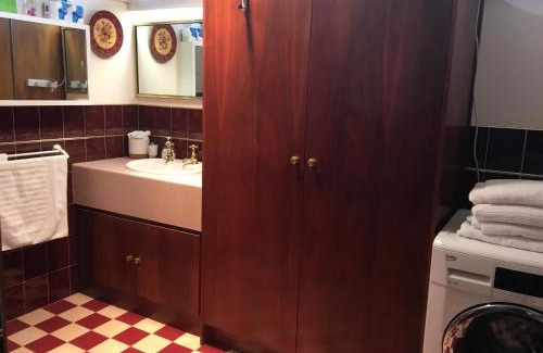 Strathalbyn House | Gasworks Cottages and Gardens