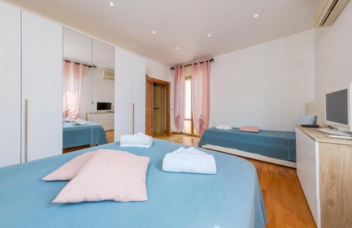 Tessera Apartment | Gate1-MarcoPoloAirport-3 Camere da letto-Wifi-Netflix-15' da Venezia