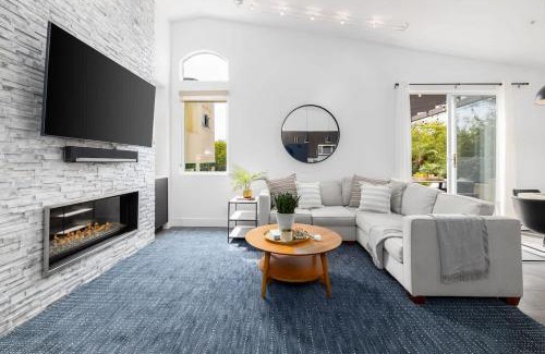 Vista House | Gated Home With Pool & Hot Tub