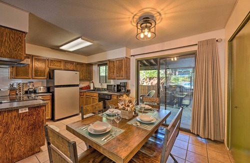 Pinetop Apartment | Gated Resort, Pool & Spa: Townhome in Pinetop!