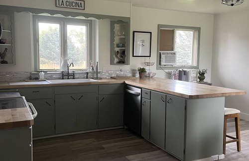 Joliet Other | Gather around the fireplace and enjoy a cozy time!