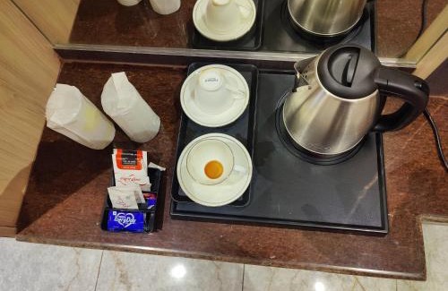 Tiruvadanai Hotel | GB RESIDENCY