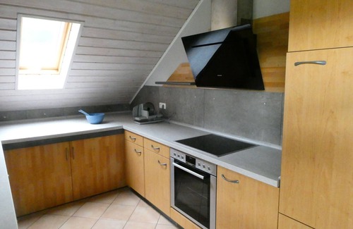 Neuenstein Apartment | "Geistalblick" - large, bright vacation apartment for up to 6 people near Bad Hersfeld