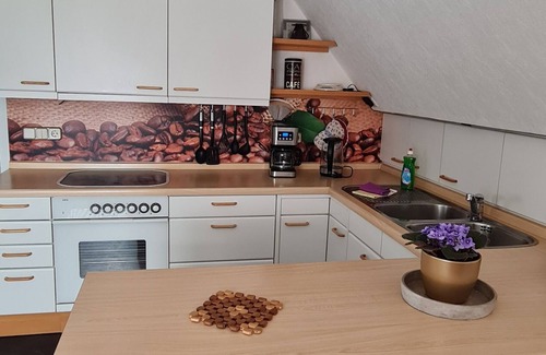 Konradsreuth Apartment | Gemütliche Ferienwohnung zur Freizeitgestaltung zw. Frankenwald -fichtelgebirge