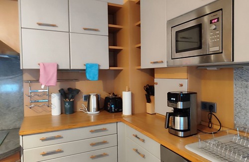 Butzbach Apartment | Gemütliche Ferienwohnung Belvie in Pohl-göns