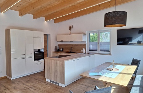 Landeck Apartment | Gemütliche Ferienwohnung im Bergwaerts.tirol - Apart Gipfelblick