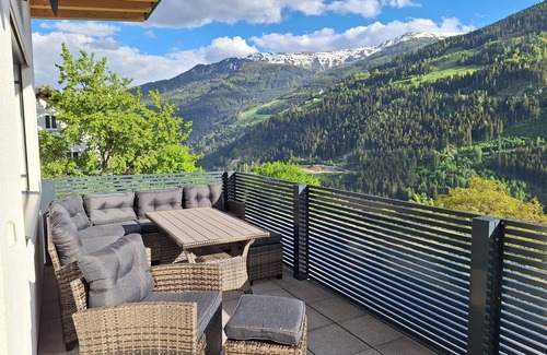 Landeck Apartment | Gemütliche Ferienwohnung im Bergwaerts.tirol - Apart Gipfelblick