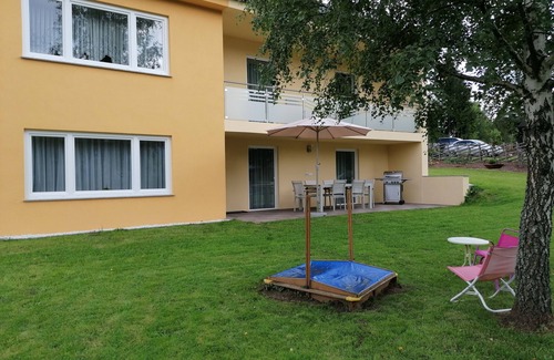 Sankt Wolfgang-Kienberg Apartment | Gemütliche Ferienwohnung mit Direktem Blick auf den Zirbitzkogel