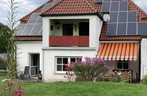 Roding Apartment | Gemütliche Ferienwohnung Ganz nah am Fluss