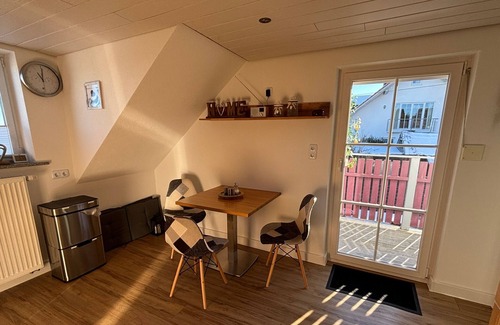 Leeder Apartment | Gemütliche Naturnahe Ferienwohnung in Oberbayern