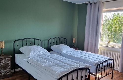 Hildesheim District Apartment | Gemütliches Ferienwohnung in Ruhiger Lage im Grünen. Wifi/netflix