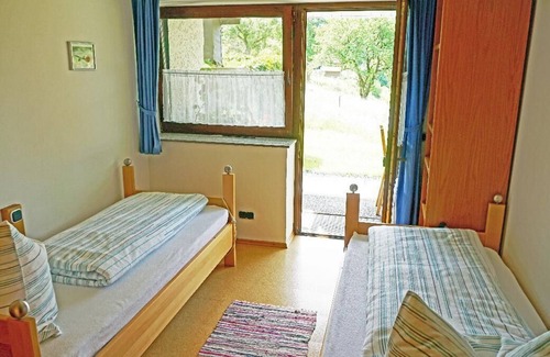 Wiesenfelden Apartment | Gemütliches Feriendomizil (45qm) mit separatem Eingang und Liegewiese