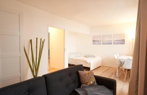 Gartenstadt Vahr Apartment | Gemütliches und helles Studio Apartment mit Balkon, Badewanne, WLAN, Parkplatz