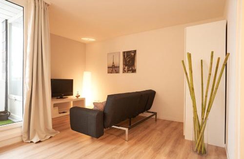 Gartenstadt Vahr Apartment | Gemütliches und helles Studio Apartment mit Balkon, Badewanne, WLAN, Parkplatz
