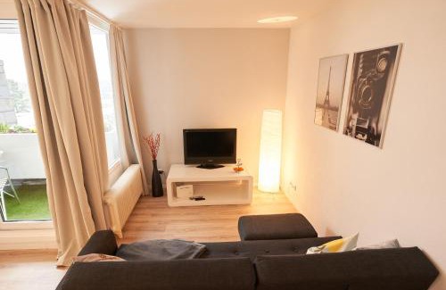 Gartenstadt Vahr Apartment | Gemütliches und helles Studio Apartment mit Balkon, Badewanne, WLAN, Parkplatz