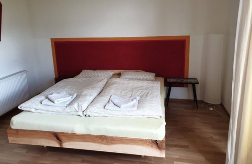 Maierhofen Apartment | Generous oasis in the countryside