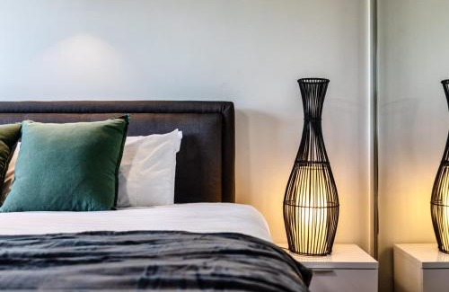 Biggera Waters House | Gentle Waves Retreat Villa