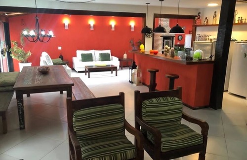 Buzios House | GERIBÁ BEACH 2 blocks away, swimming pool, 3 parking spaces WIFI, condominium.