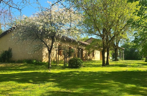 Fleurance House | Gers, full accomodation, SPA, starry sky, serenity, hiking, family