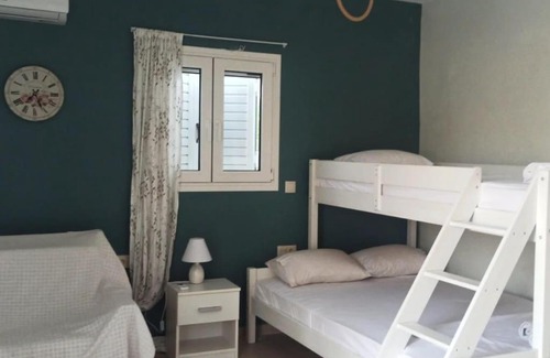 Kandia House | Gesyl house