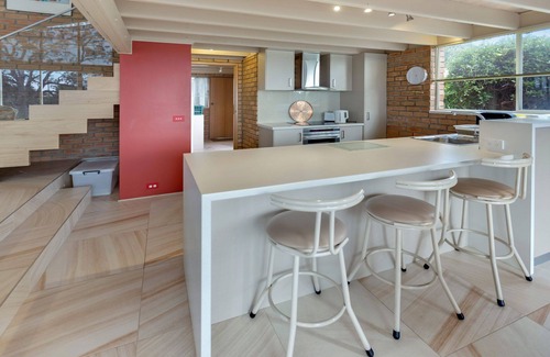 Raymond Island House | Getaway - A getaway with stunning water views, open-plan living & fireplace