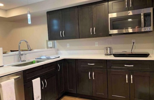 Castle Rock House | Getaway Suitenn