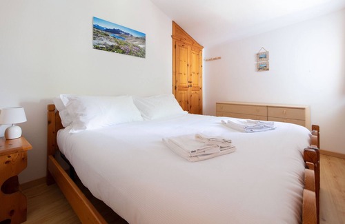 Premadio Apartment | Ginestra - One Bedroom Apartment, Sleeps 4