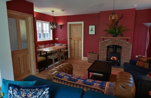 Canterbury House | Gingerbread Cottage